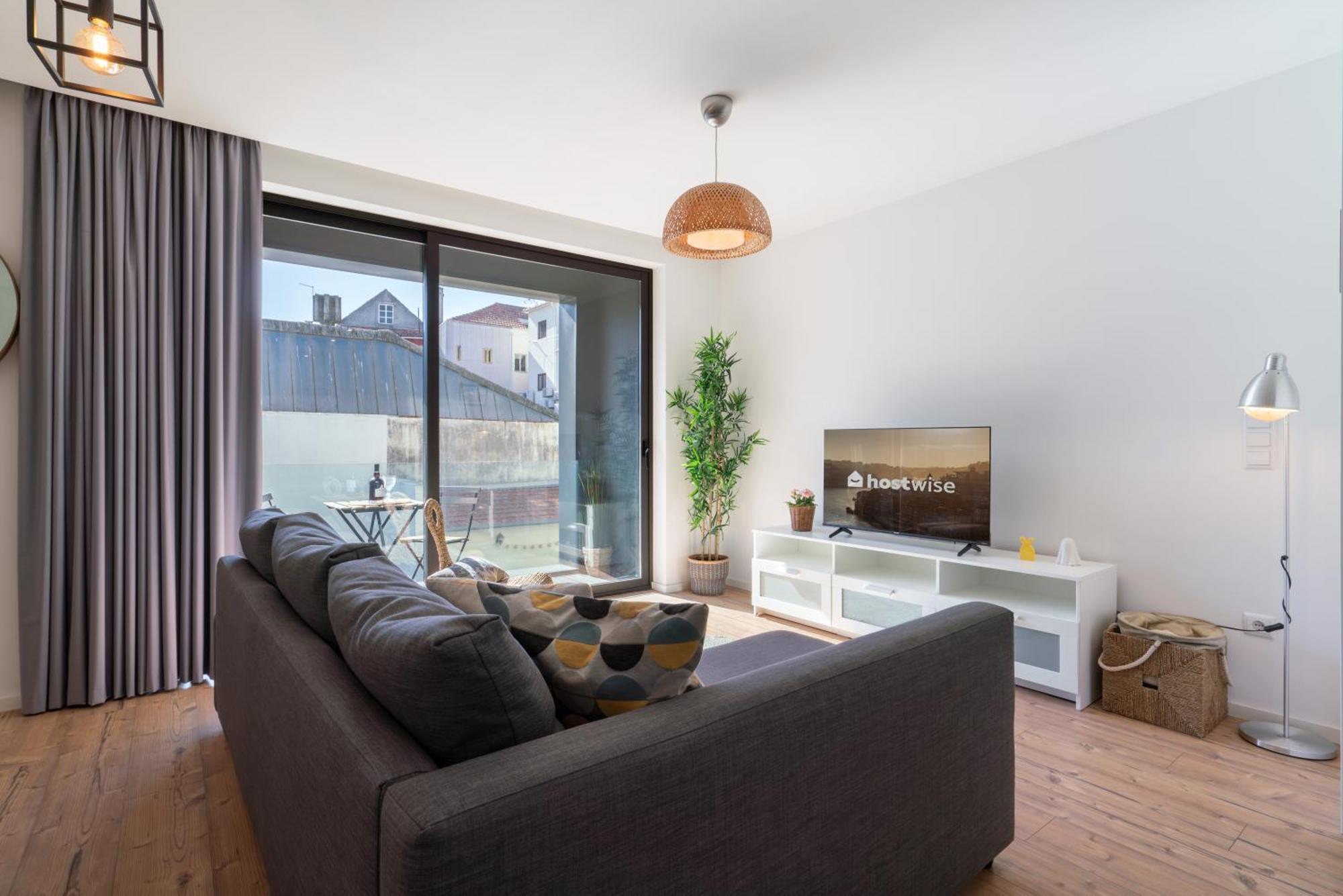 Host Wise - Charming Welcoming Flat - Centrally Located بورتو المظهر الخارجي الصورة