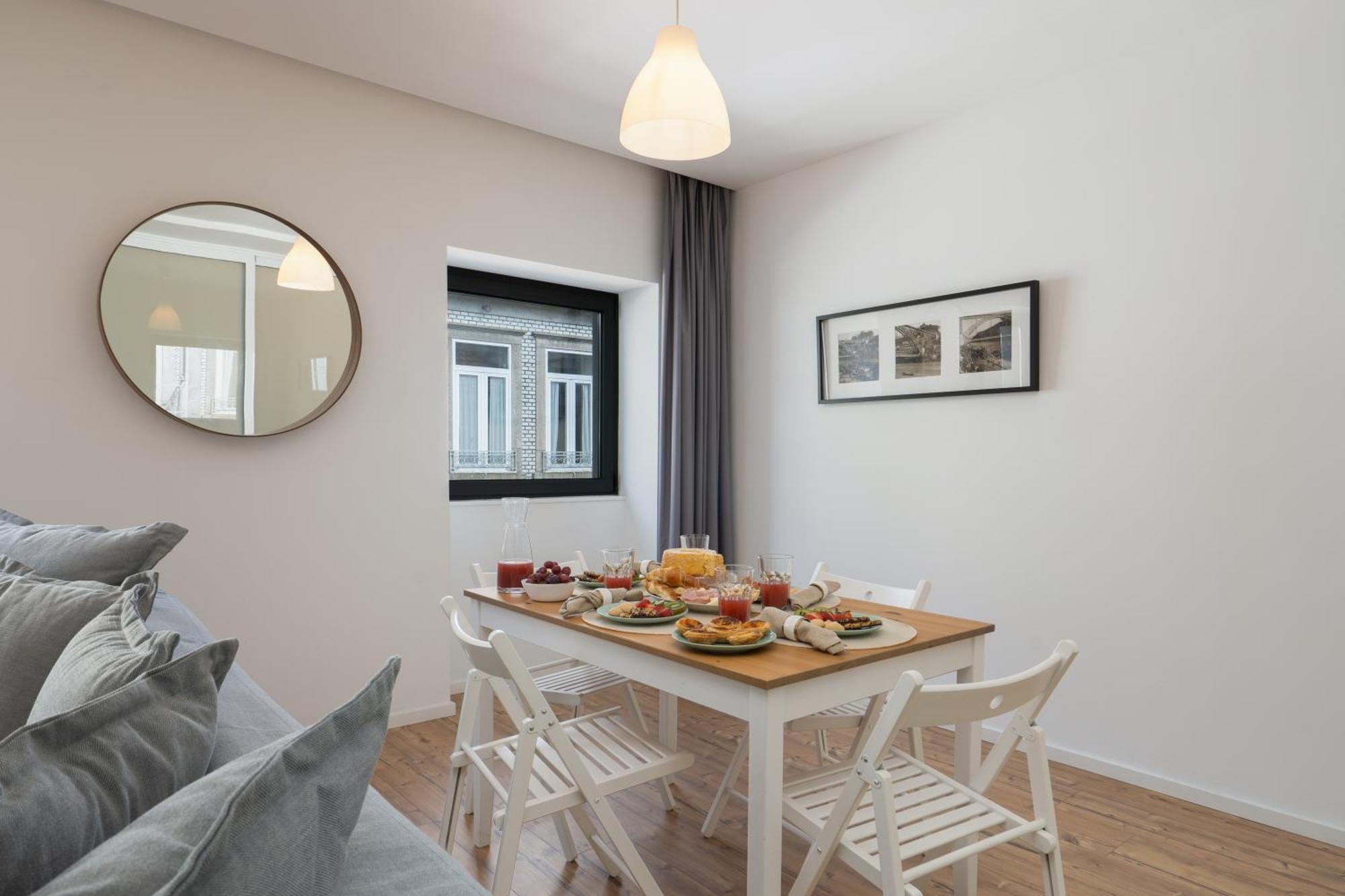 Host Wise - Charming Welcoming Flat - Centrally Located بورتو المظهر الخارجي الصورة